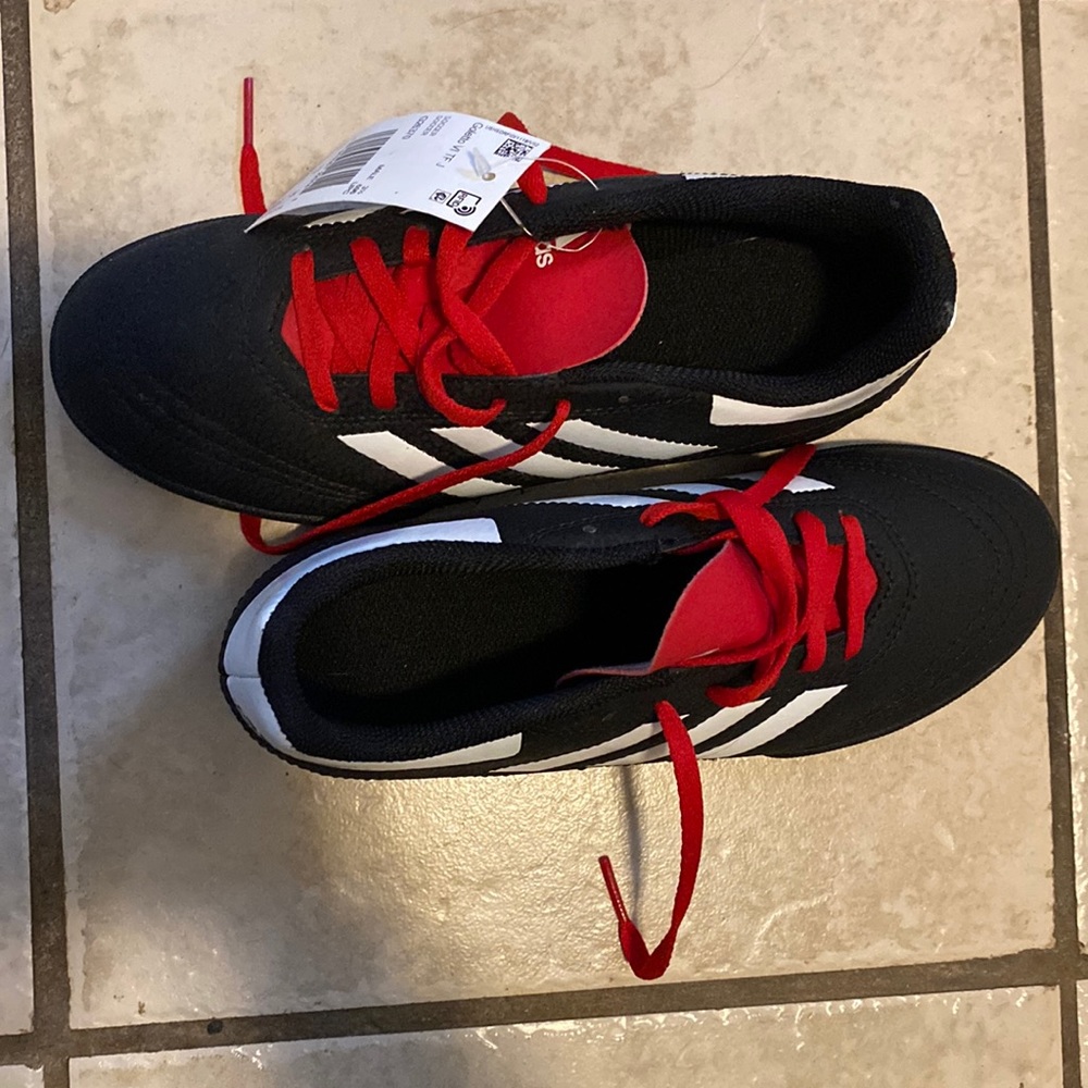 Adidas indoor soccer cleats-women’s 6/ men’s sz 3.5, brand new w/ tags